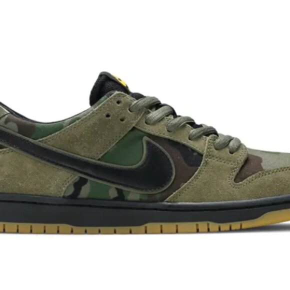 Nike SB Dunk Low Camo Green Mens 5 US (Women's 5.5 to 6) - Picture 1 of 6